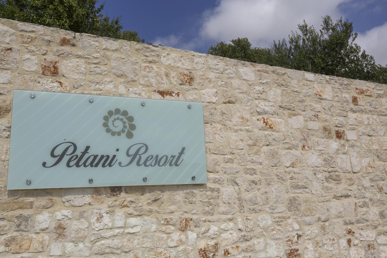 Petani Resort Vóvikes Exterior foto